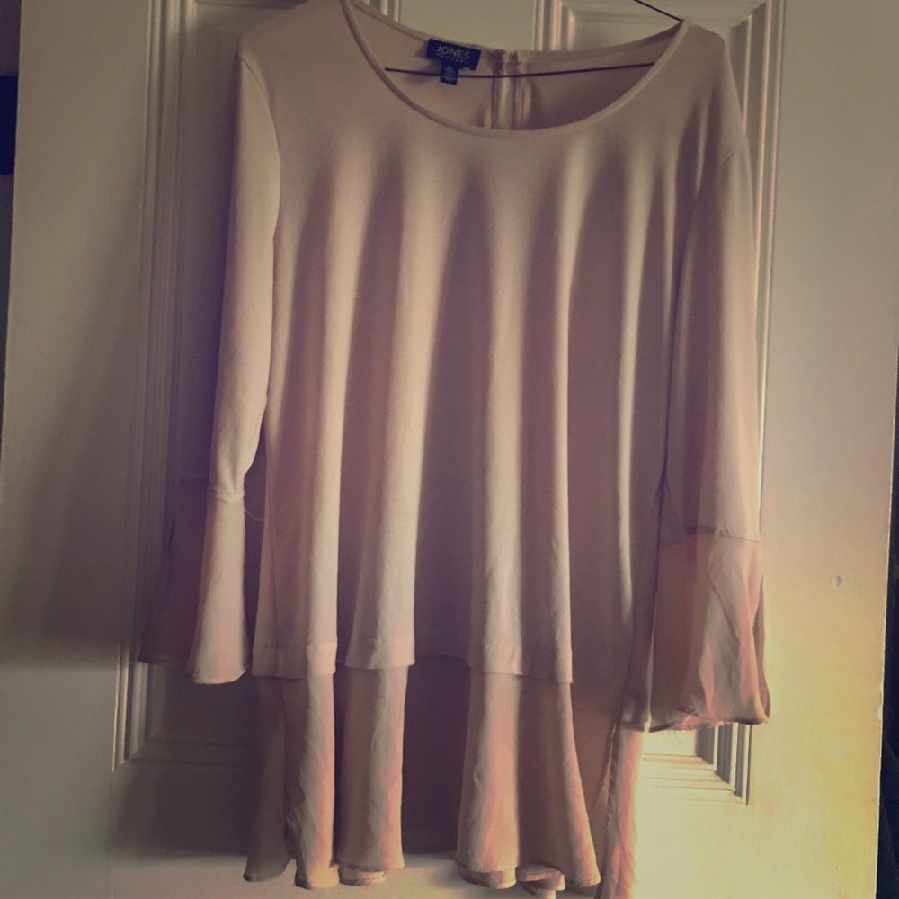 Jones NY light pink blouse
